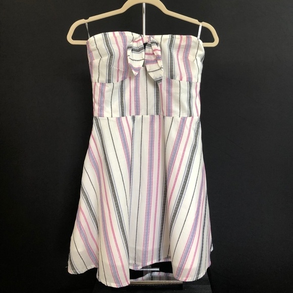 Strap-less Stripe Tie Front Dress - Picture 1 of 1